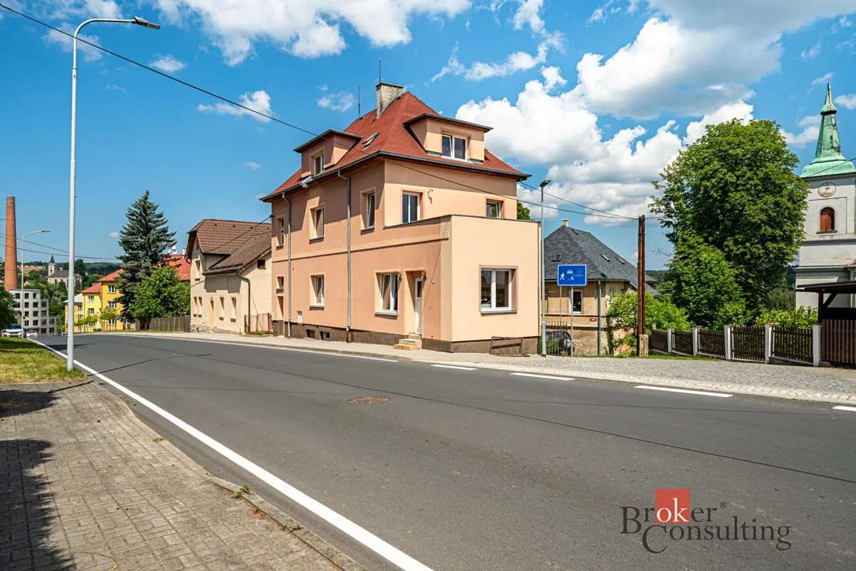Prodej rodinného domu 185 m², pozemek 160 m²